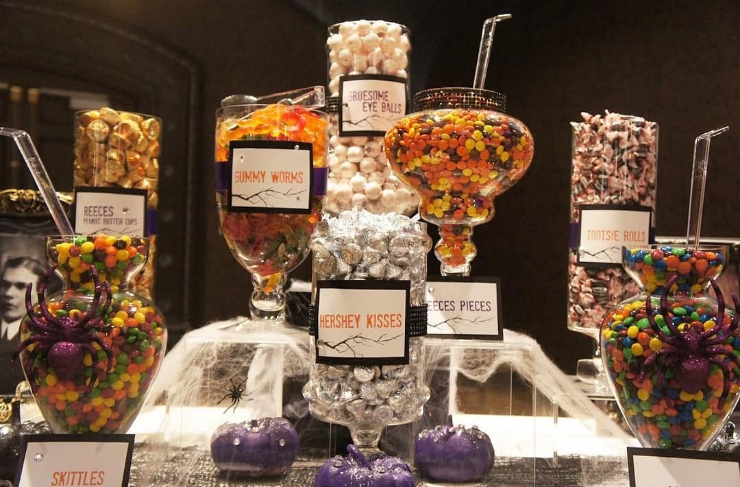 Post 2 by Candy Me Up on Instagram (image)
