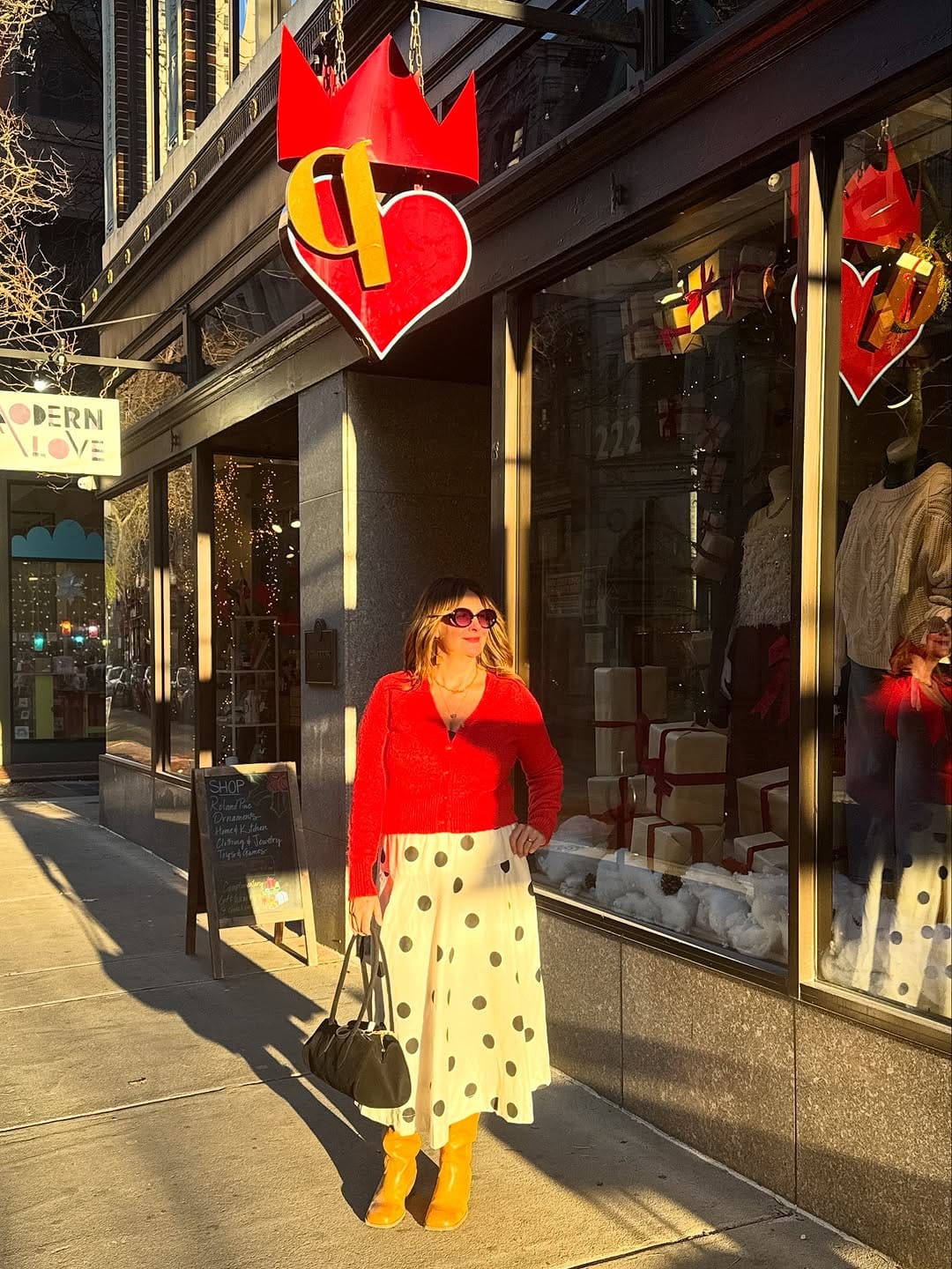 Post 8 by Queen of Hearts & Modern Love on Instagram (carousel)