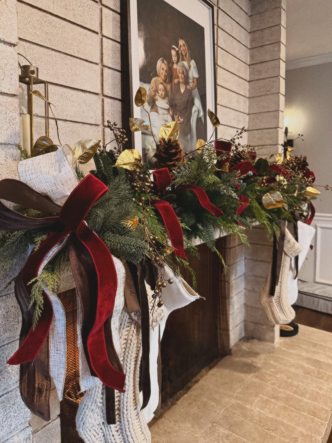 Post 4 by Dani | Christmas | Holiday Decor on Instagram (carousel)