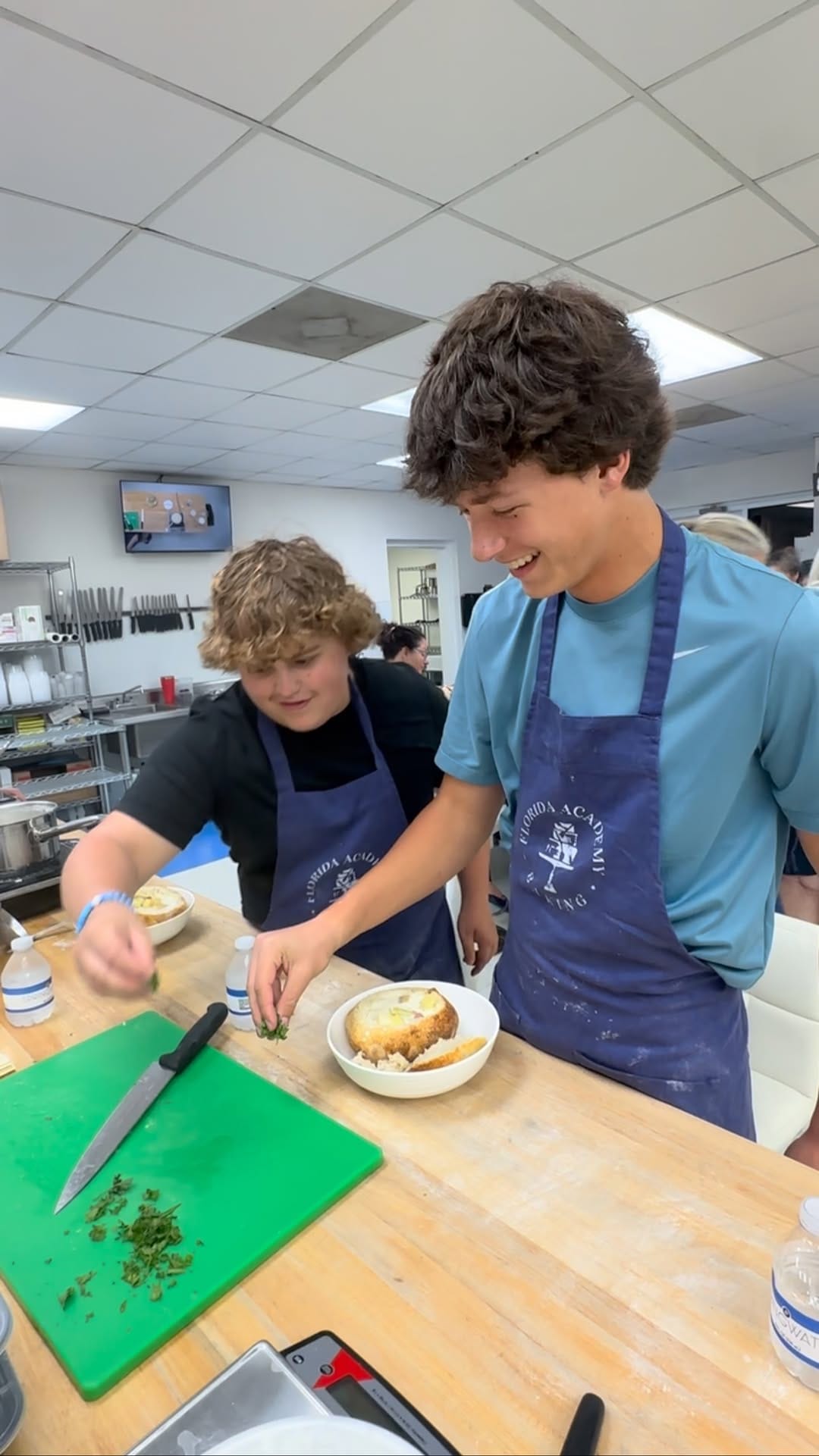 Post 9 by Florida Academy Of Baking on Instagram (video)