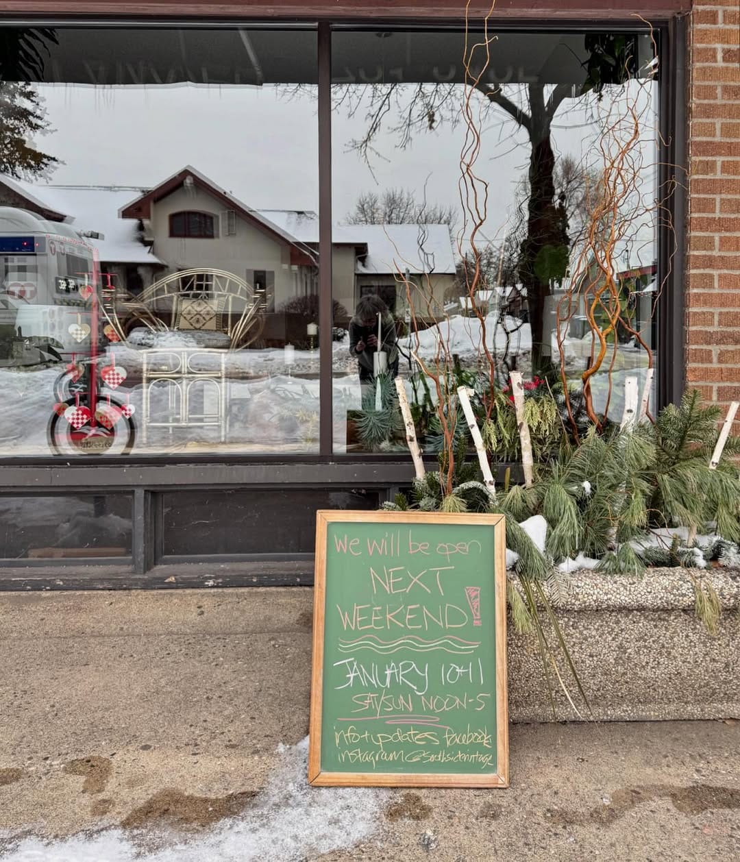 Post 3 by SouthSide Vintage on Instagram (image)
