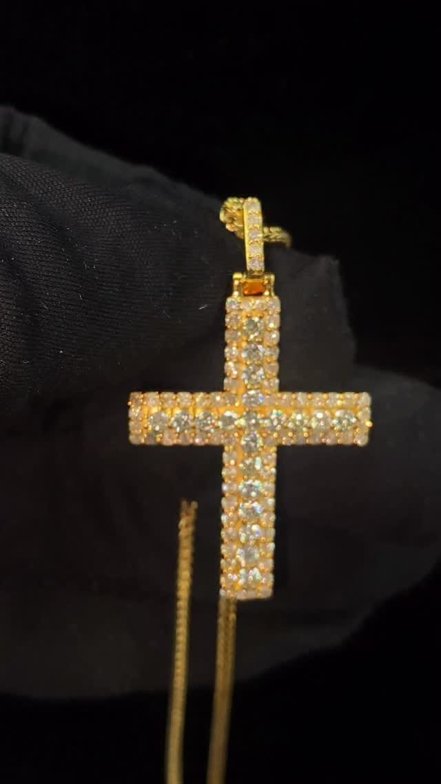 Post 3 by King Johnny The Jeweler on Instagram (video)