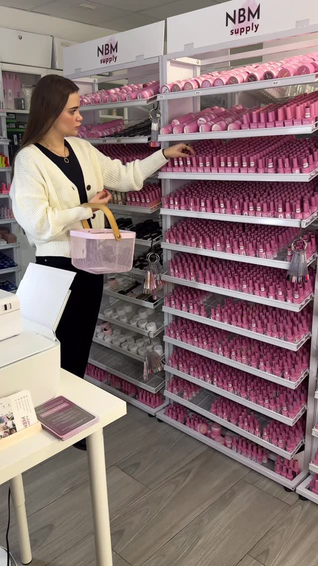Post 3 by European nail and brow supply store located in New York🇺🇦🇺🇸 on Instagram (video)