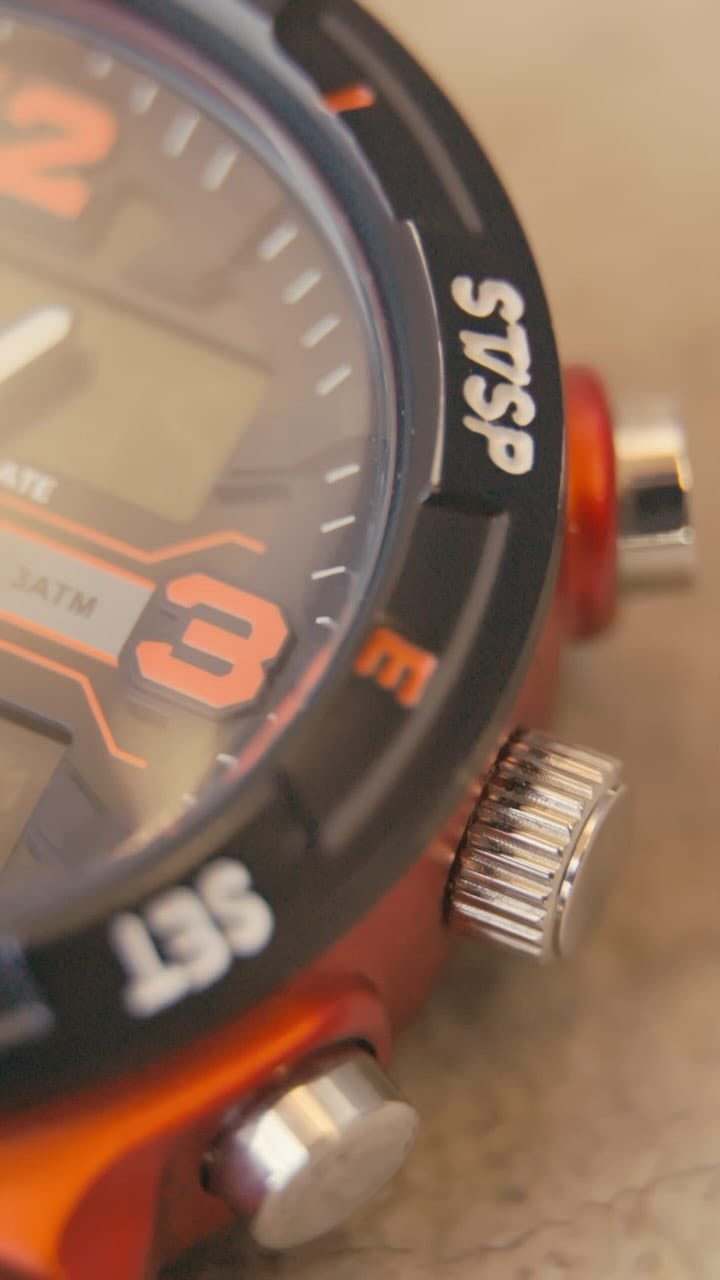 Post 4 by Dakota Watch Company on Instagram (video)