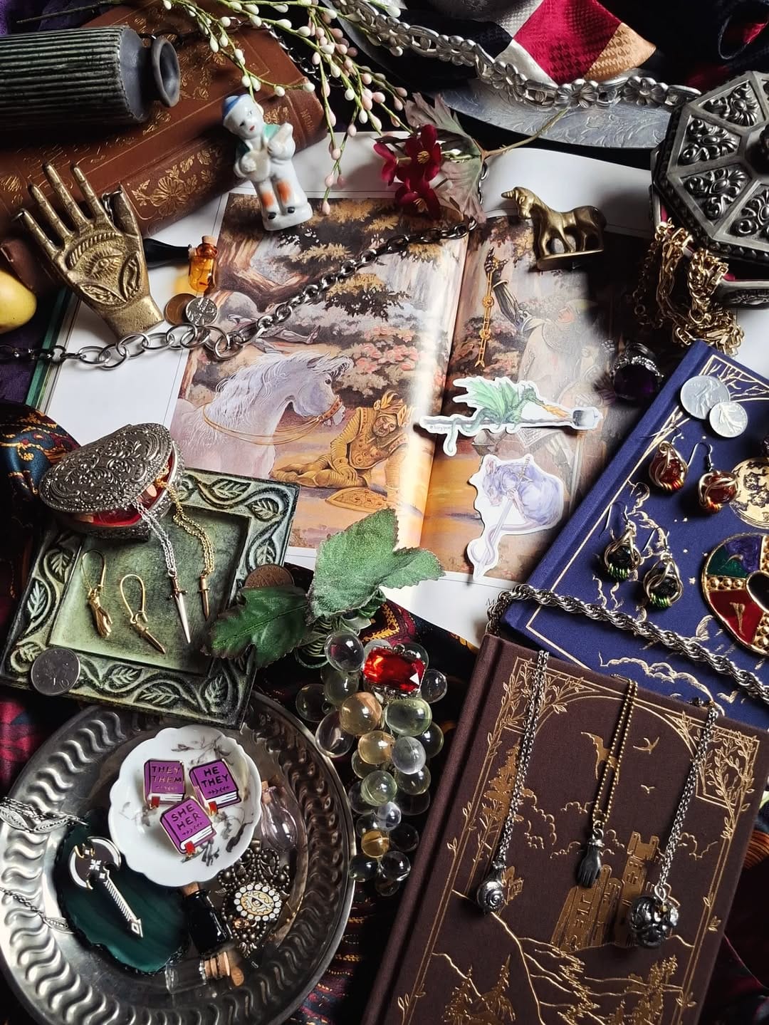 Post 8 by Forager Vintage on Instagram (carousel)