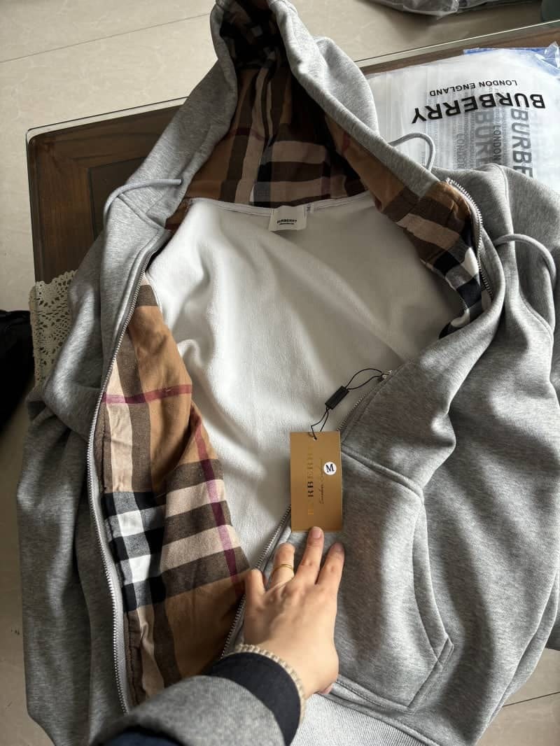 Post 6 by Thee Boutique on Instagram (carousel)