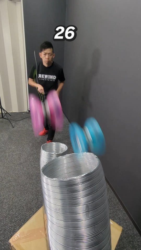 Post 8 by Yo-Yo Store REWIND [Japan/USA] on Instagram (video)