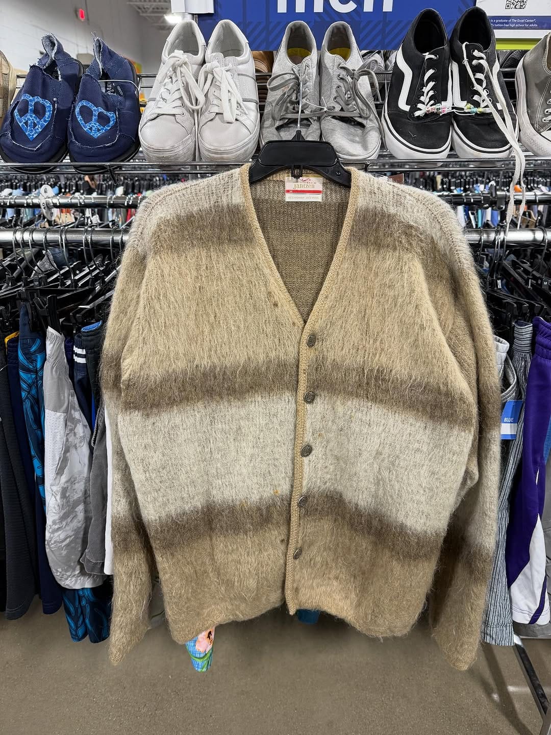 Post 5 by Jacks Vintage Store on Instagram (carousel)