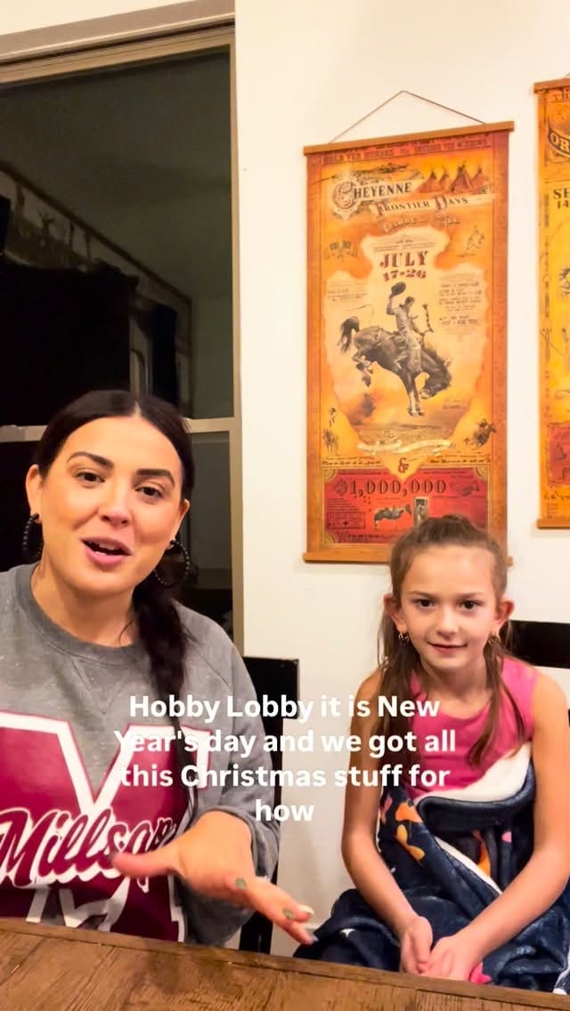 Post 4 by Chelsey Bullock on Instagram (video)