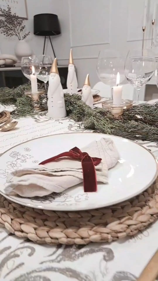 Post 1 by @homedecoandinspo on Instagram (video)