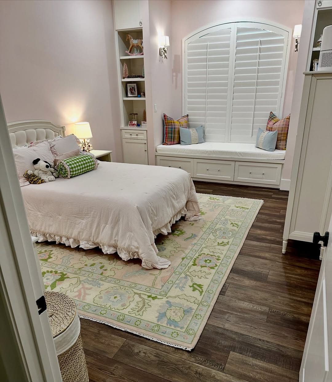 Post 5 by Southern Rugs | Oushak Rugs on Instagram (image)