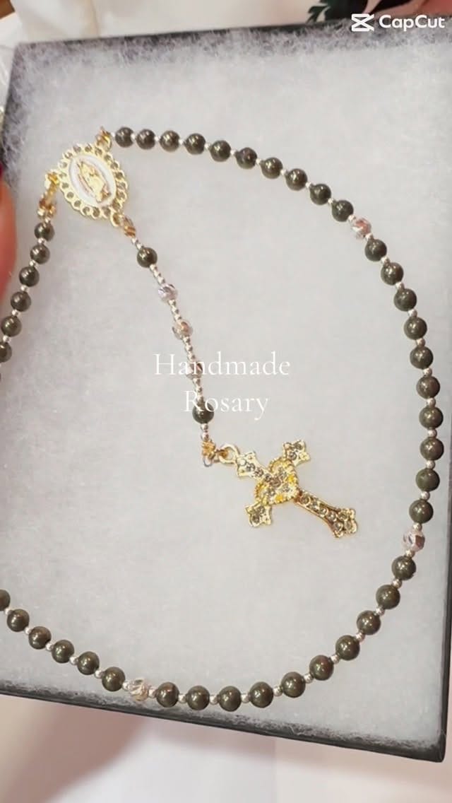 Post 9 by Coleccion Mexicana on Instagram (video)
