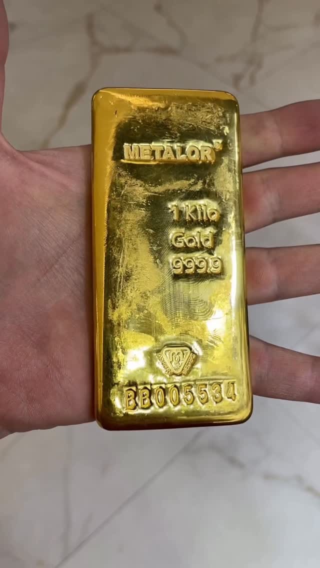 Post 8 by V&P Jewelry Inc on Instagram (video)