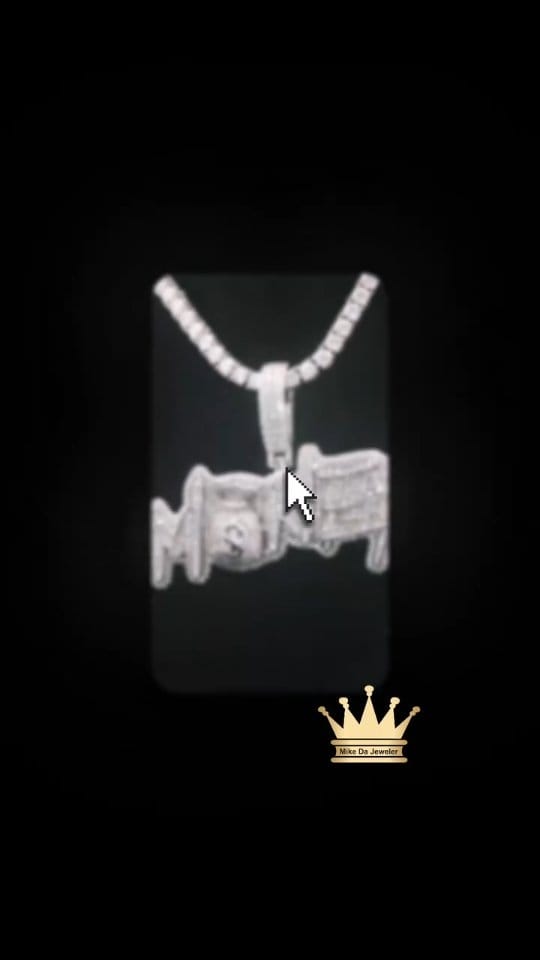 Post 3 by Mike Da Jeweler on Instagram (video)