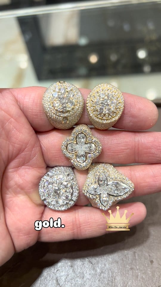 Post 6 by Mike Da Jeweler on Instagram (video)