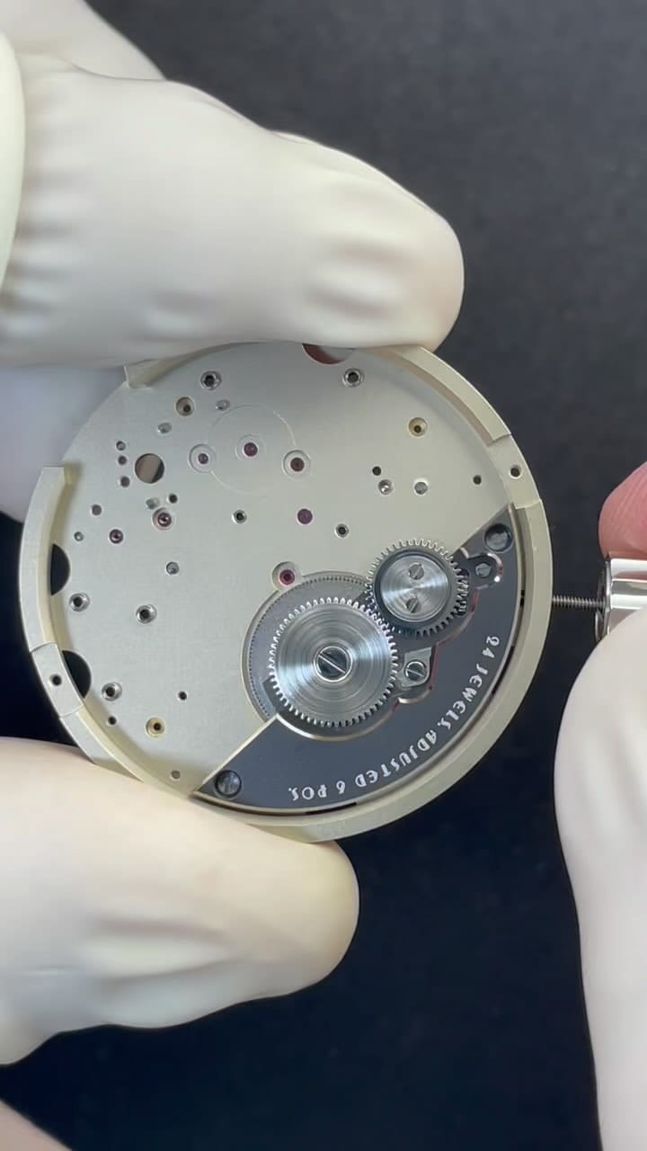 Post 4 by MEC Watches on Instagram (video)