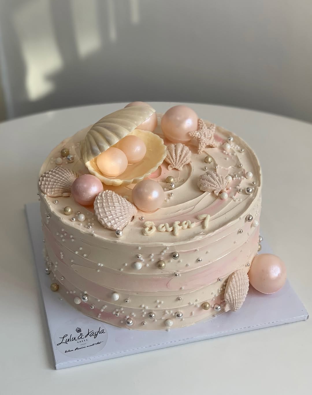Post 9 by Lulu Kayla on Instagram (image)