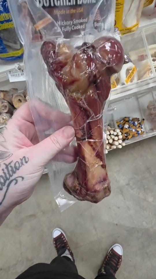 Post 5 by Valley Pet & Supply on Instagram (video)