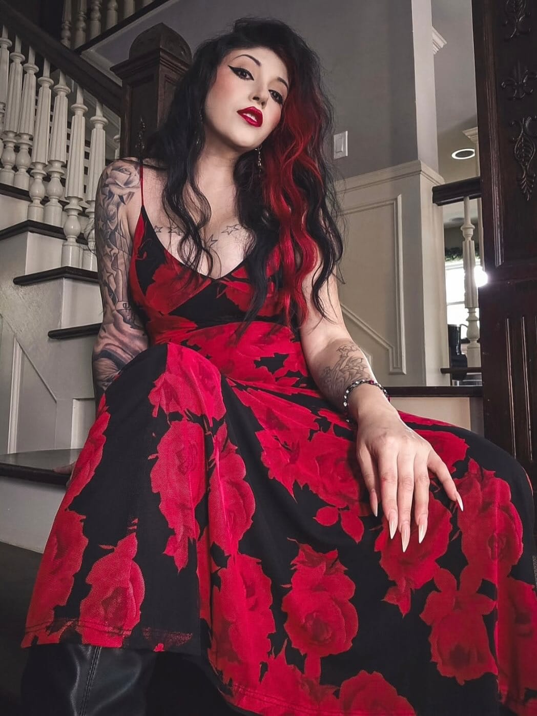 Post 10 by Vivienne Michelle on Instagram (carousel)