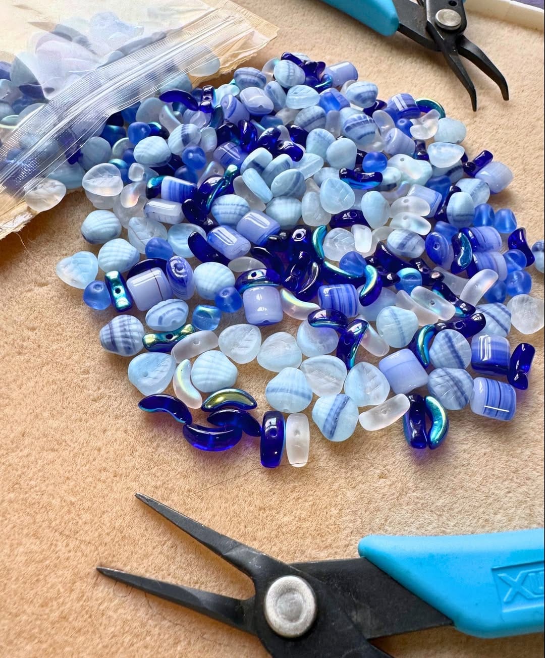 Post 8 by Artbeads on Instagram (image)
