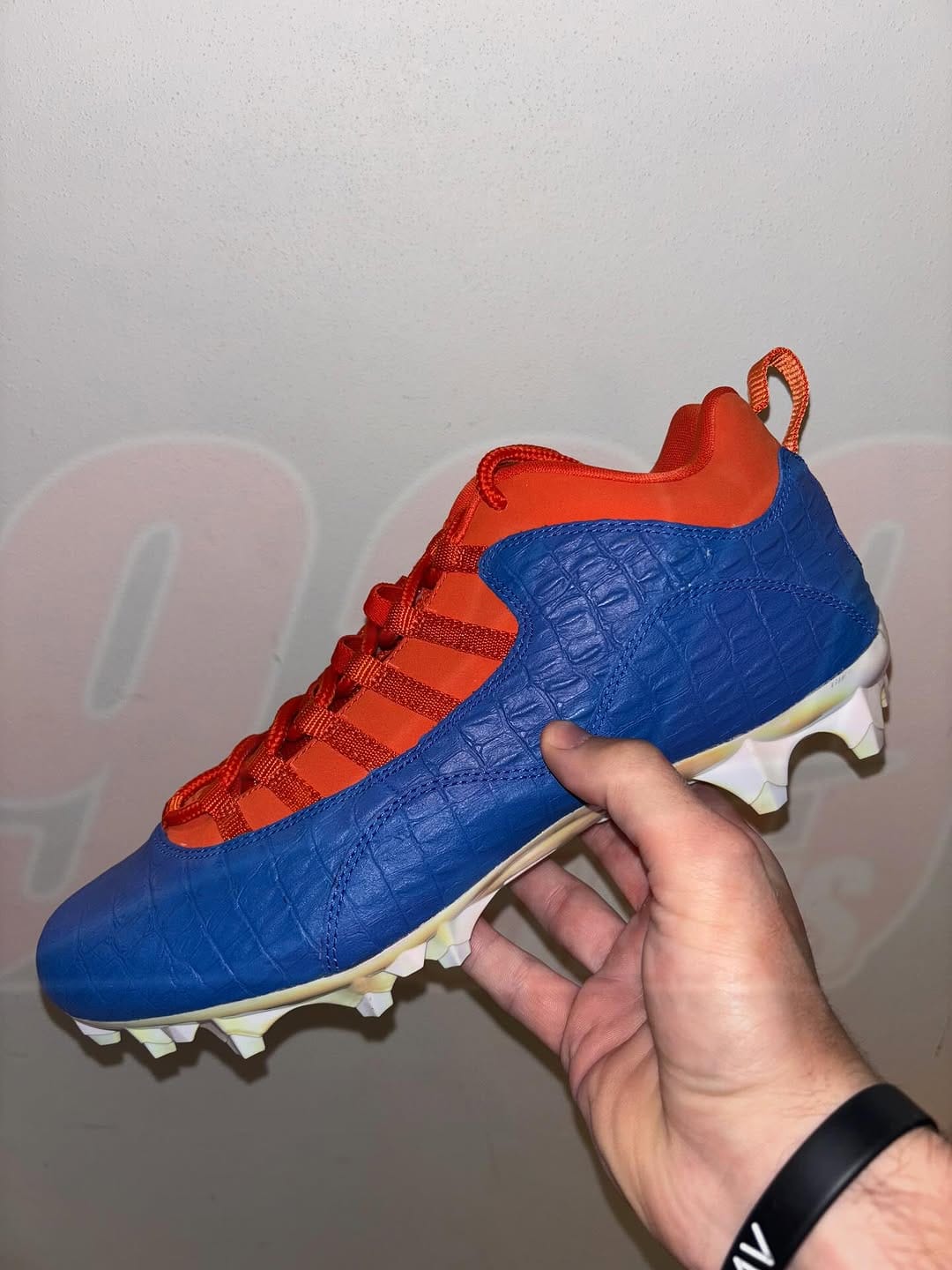 Post 5 by 920cleats on Instagram (carousel)