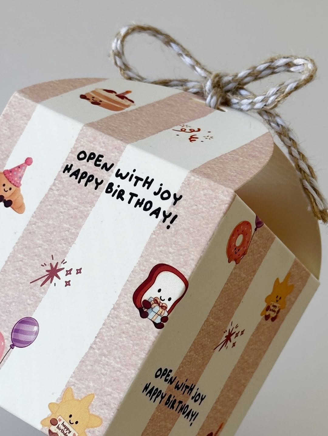 Post 1 by PERSONALISED CANDLES | GLASS CUPS on Instagram (carousel)