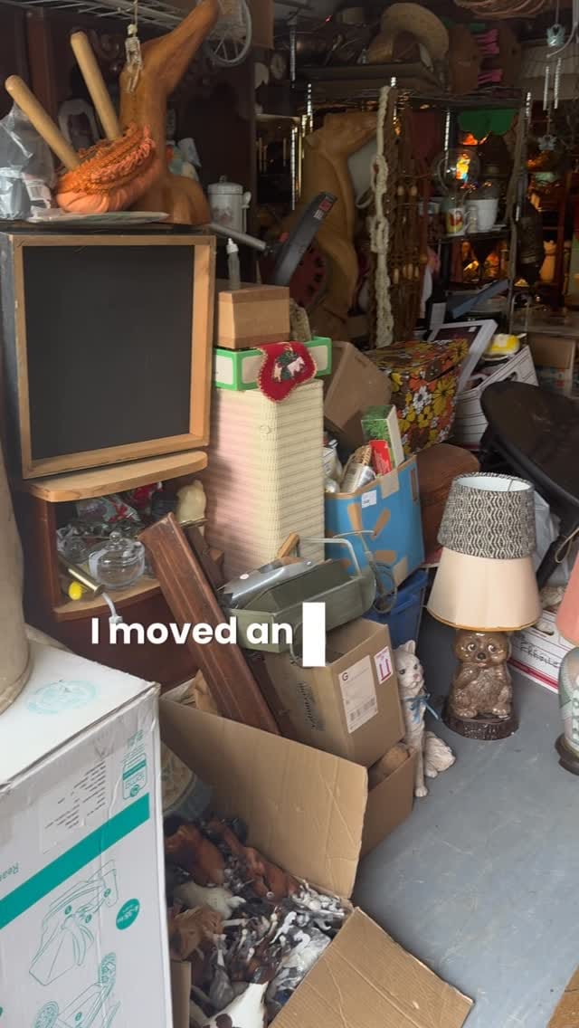 Post 4 by Elizabeth Daniel on Instagram (video)