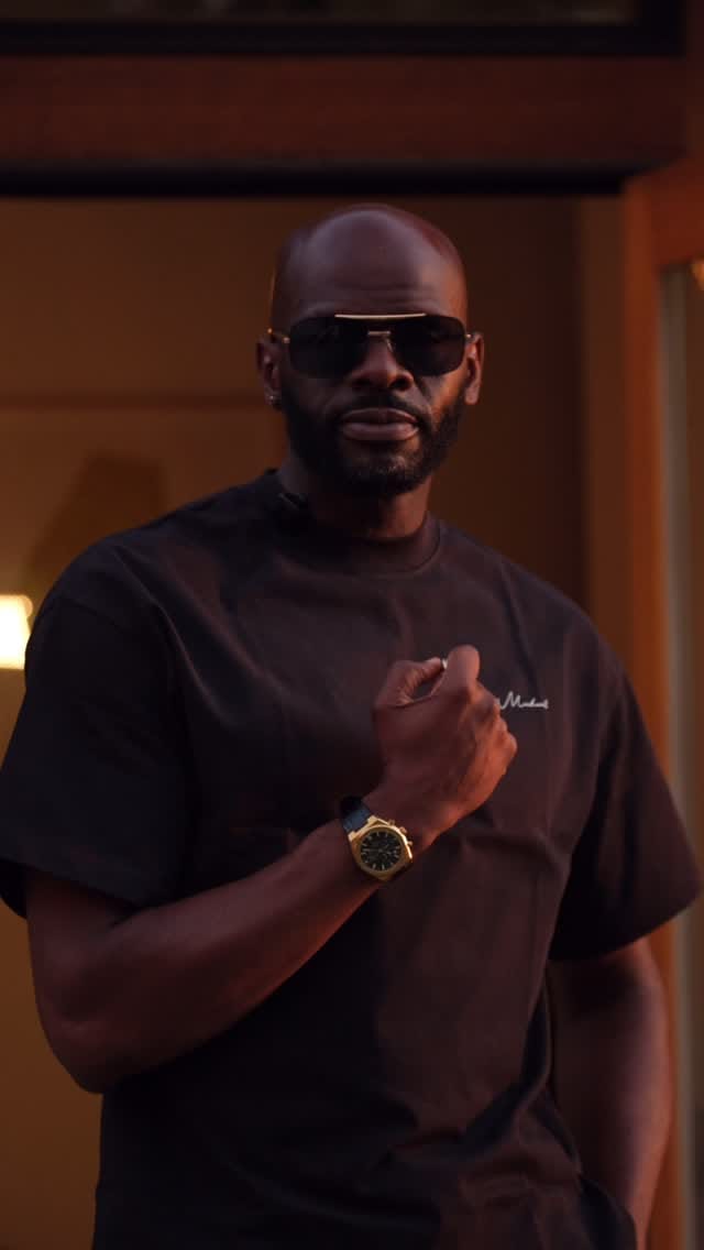 Post 10 by FlexAago on Instagram (video)