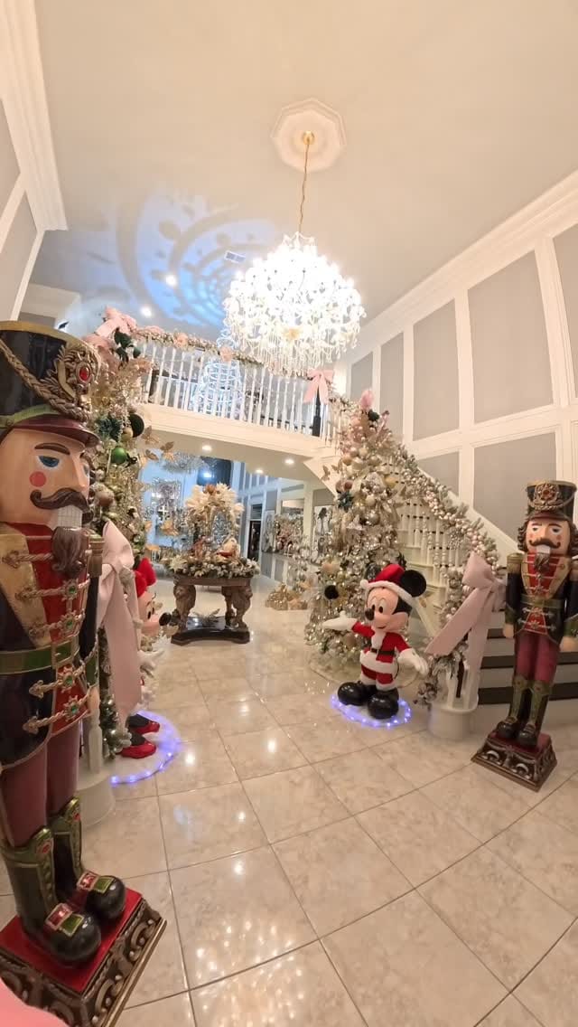 Post 1 by 🦋Marmar Amini,Interior designer,REALTOR® ,Home decor 🦋 on Instagram (video)