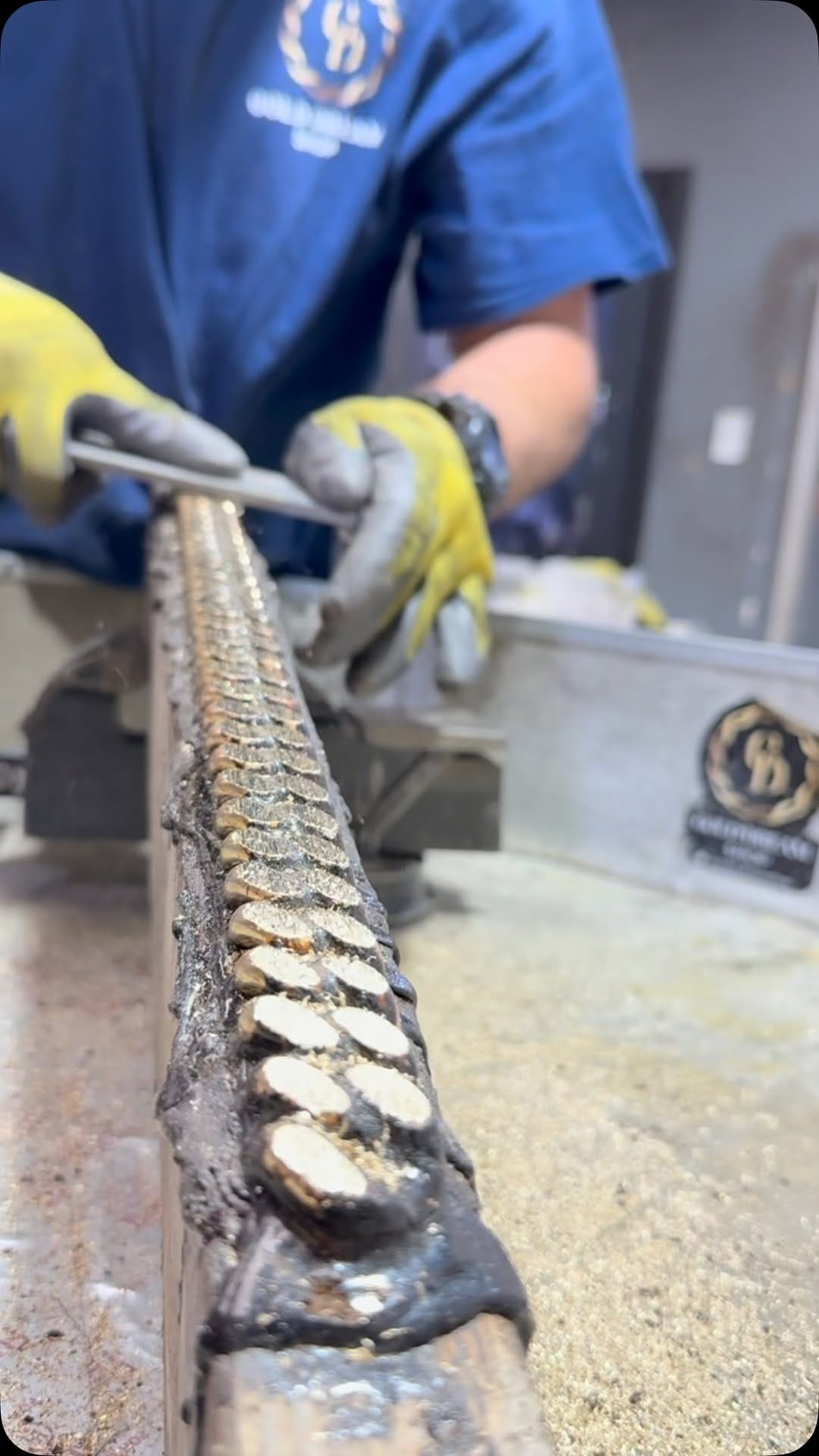 Post 4 by Gold Dream Shop / Gold and silver on Instagram (video)
