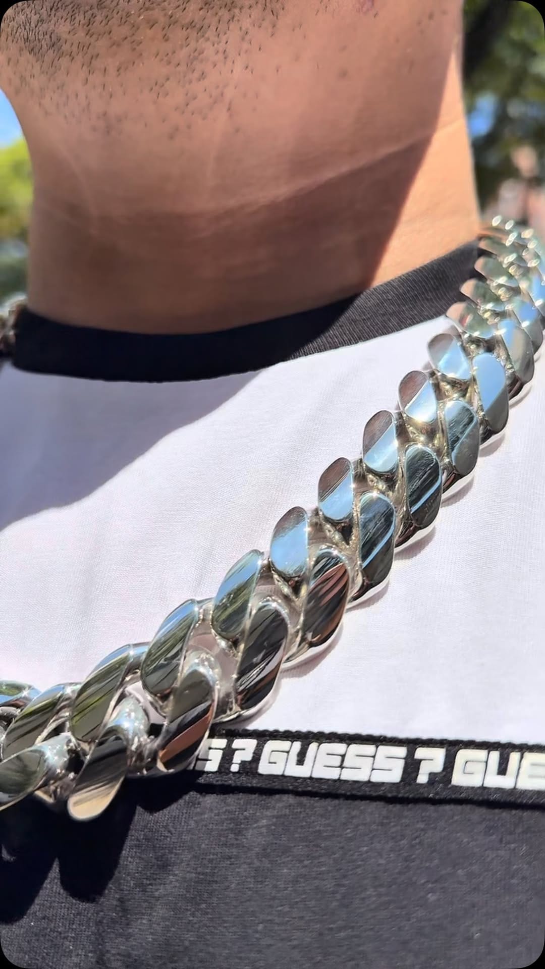 Post 3 by Gold Dream Shop / Gold and silver on Instagram (video)