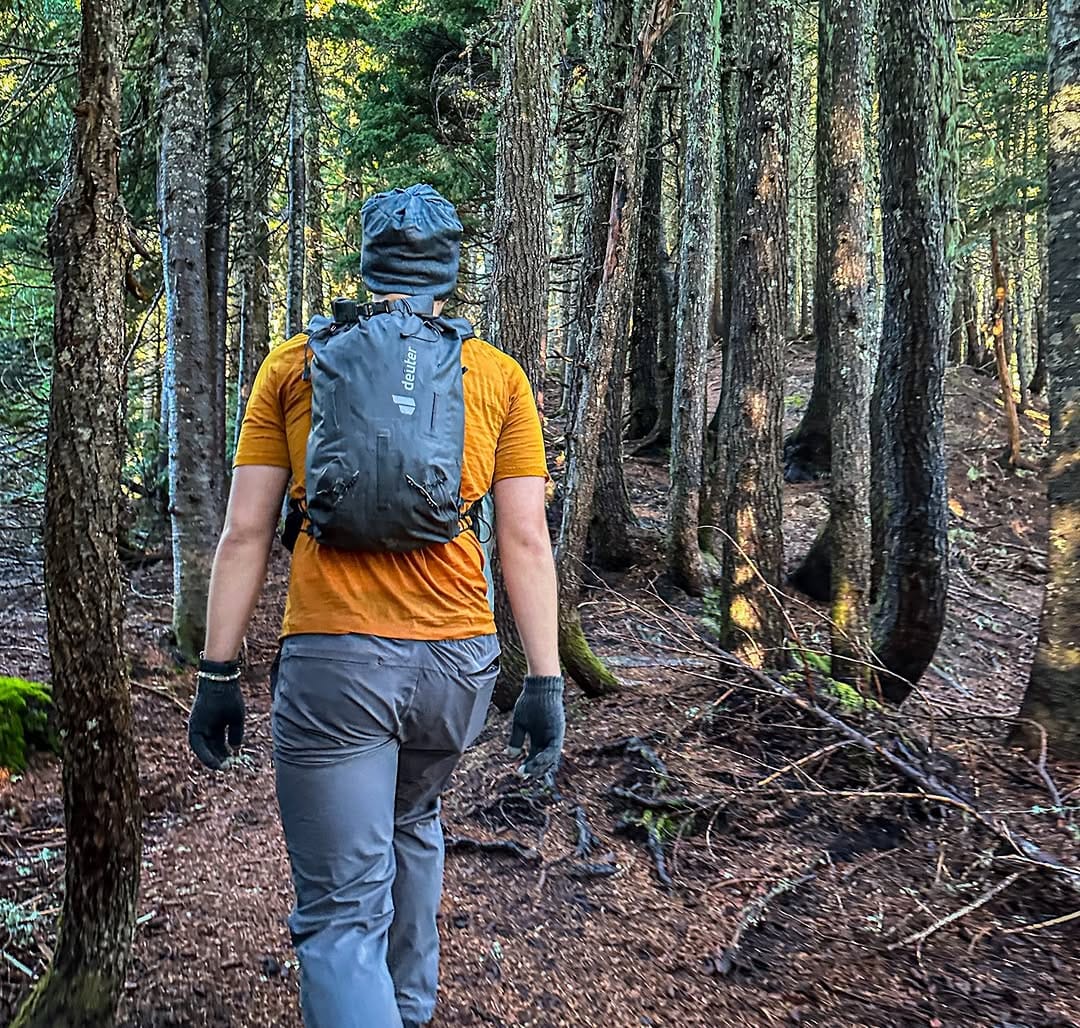 Post 2 by @deuter_usa on Instagram (carousel)