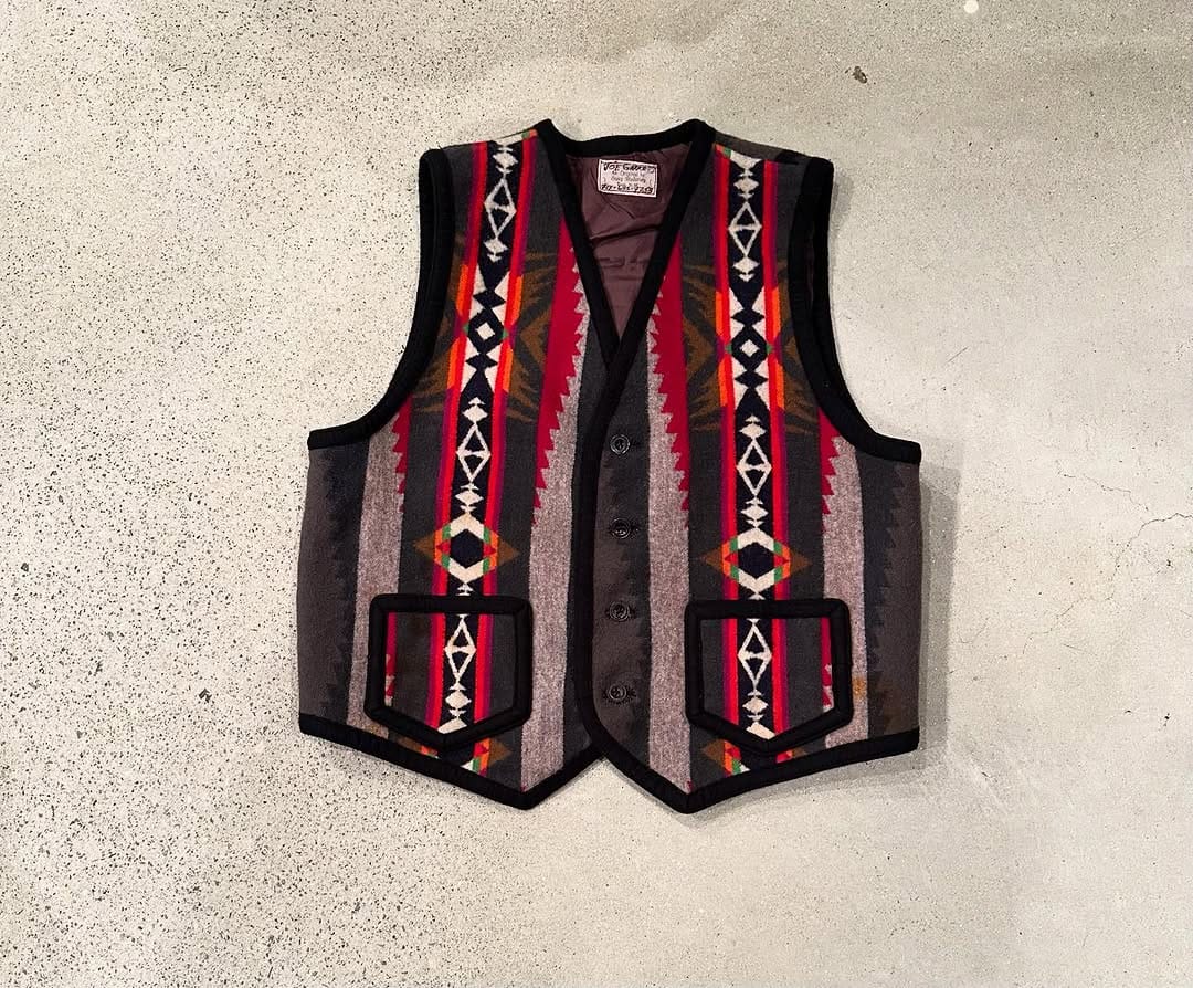 Post 2 by DELIGHT CLOTHING&SUPPLY on Instagram (carousel)