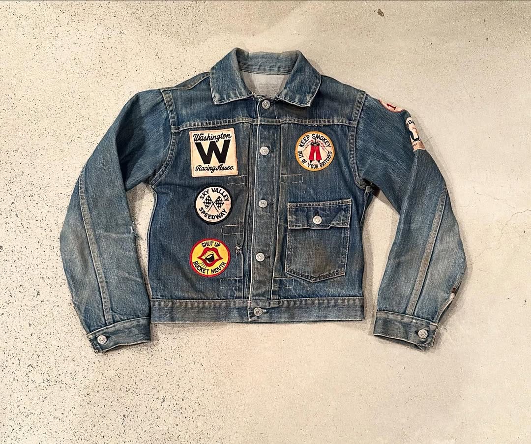 Post 7 by DELIGHT CLOTHING&SUPPLY on Instagram (carousel)