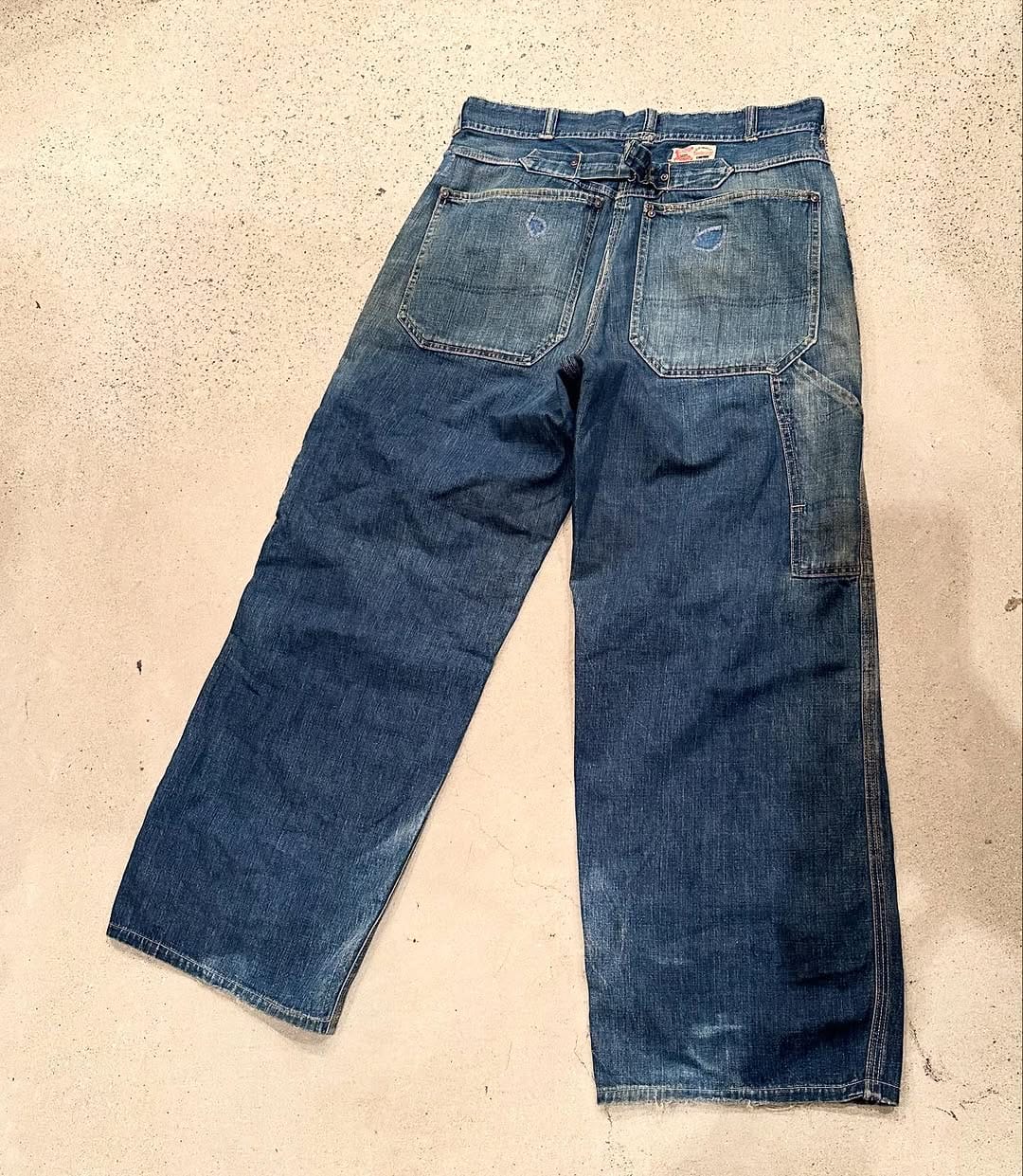 Post 5 by DELIGHT CLOTHING&SUPPLY on Instagram (carousel)