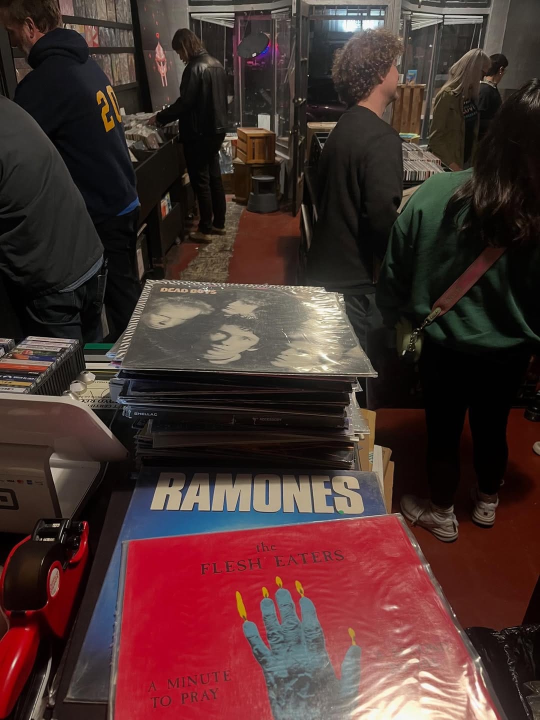 Post 3 by Arroyo Records on Instagram (image)