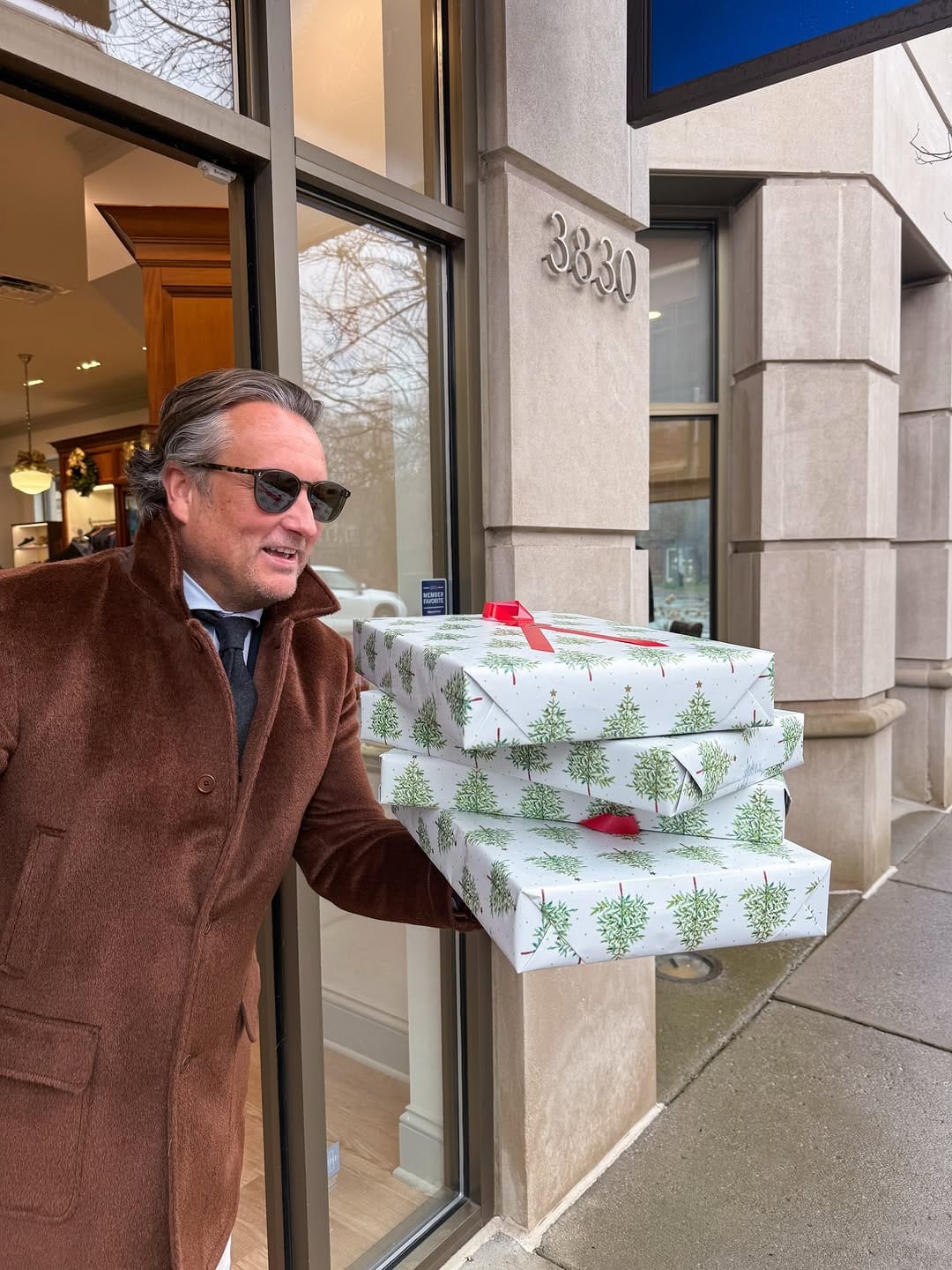 Post 10 by The Oxford Shop on Instagram (image)