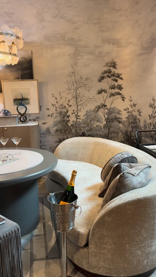 Post 2 by Home for the Holidays on Instagram (video)