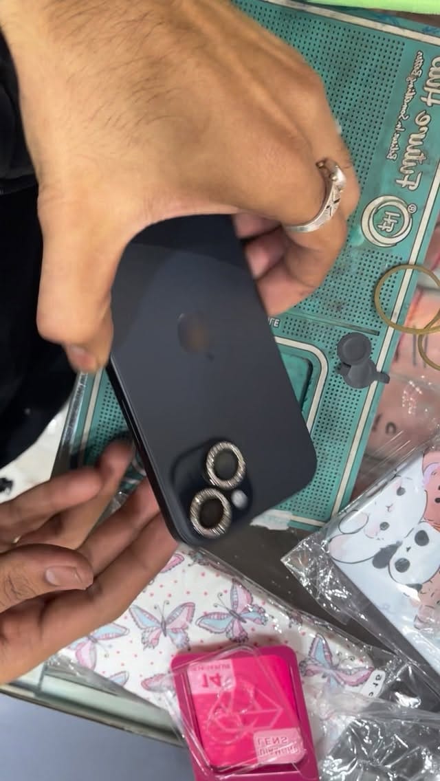 Post 7 by Cover Baba on Instagram (video)