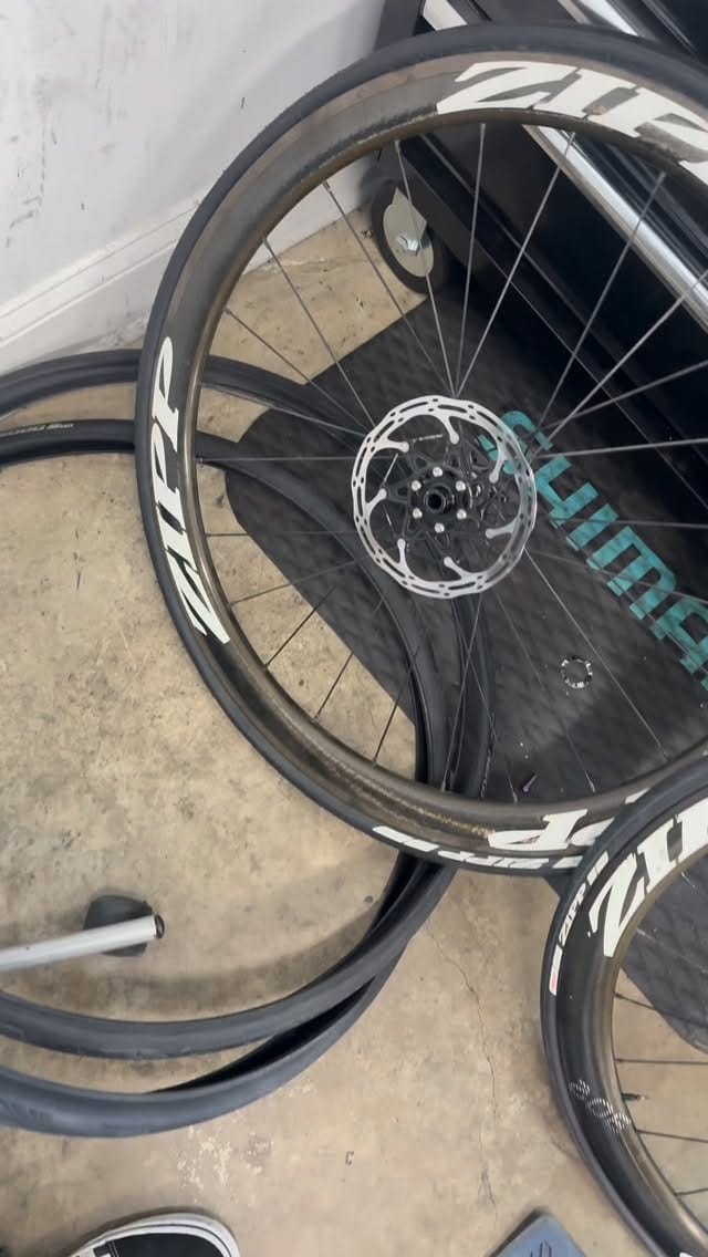 Post 8 by Jafe Cycling Bicycle Shop on Instagram (video)
