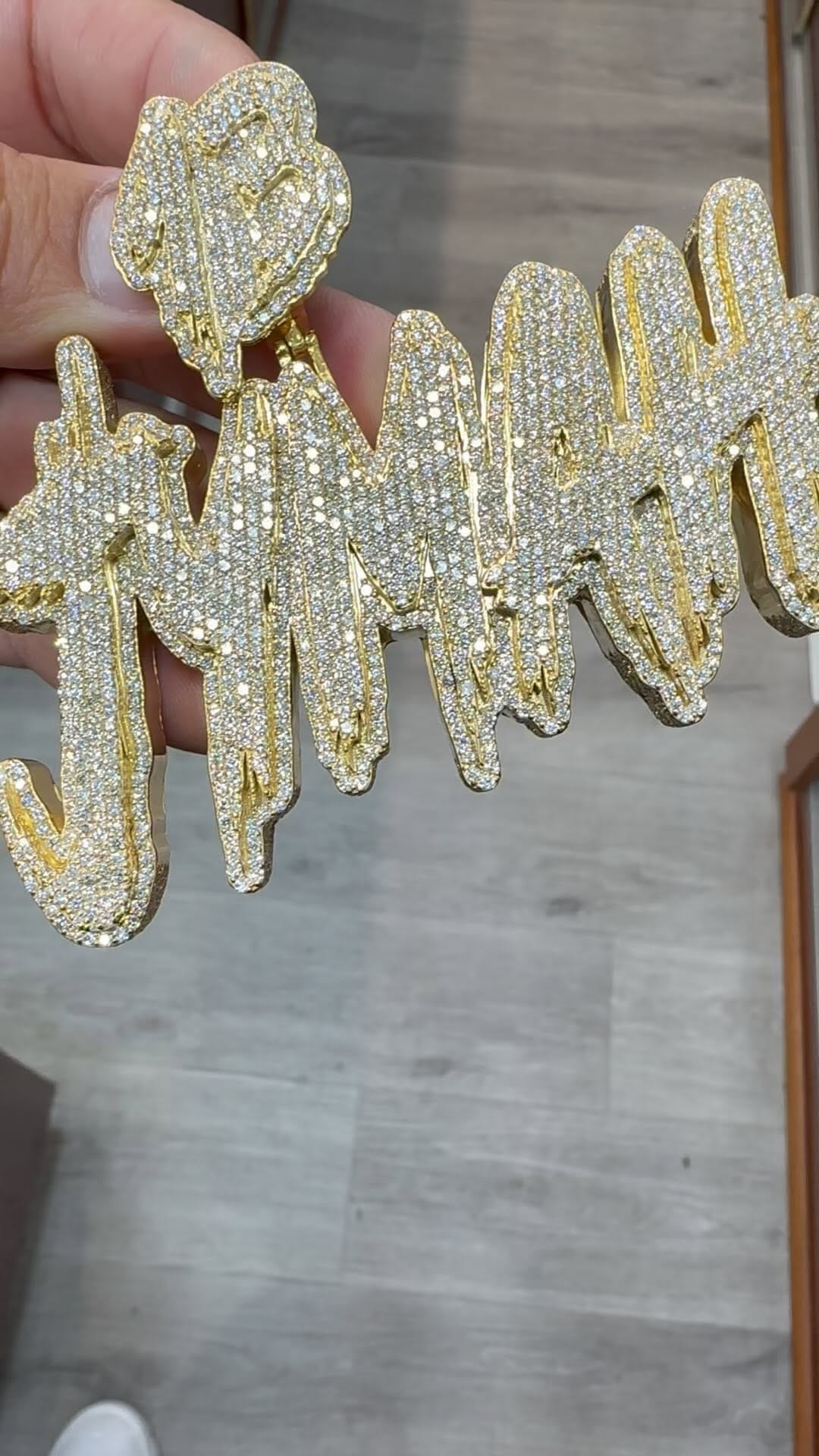 Post 1 by Gold Heart 426 on Instagram (video)