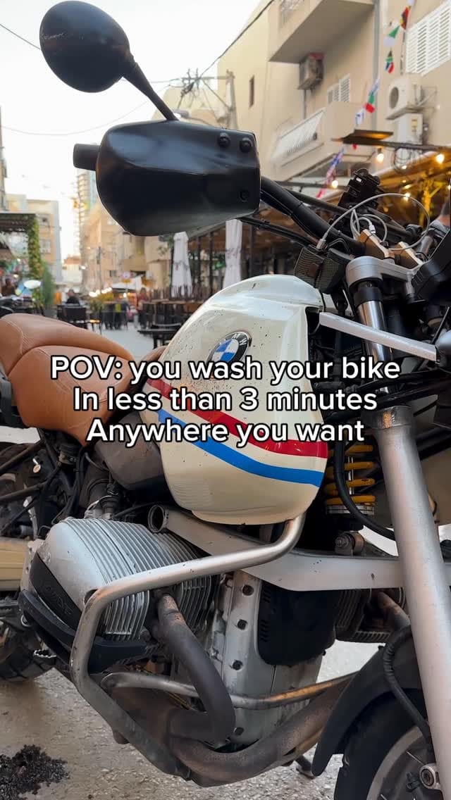 Post 5 by Rubbit on Instagram (video)