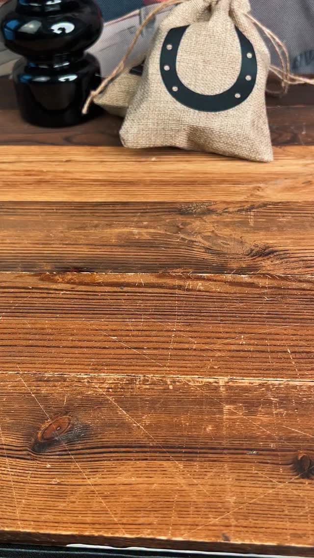 Post 3 by Jony Cooper on Instagram (video)