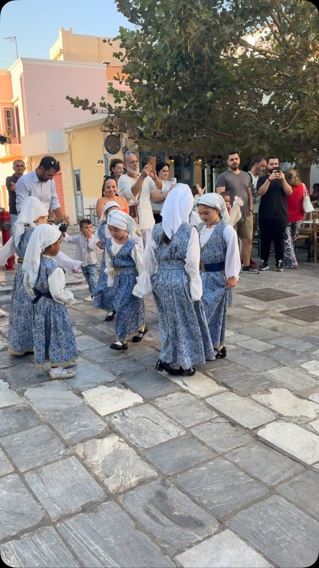 Post 5 by Eleni Pantagis on Instagram (video)