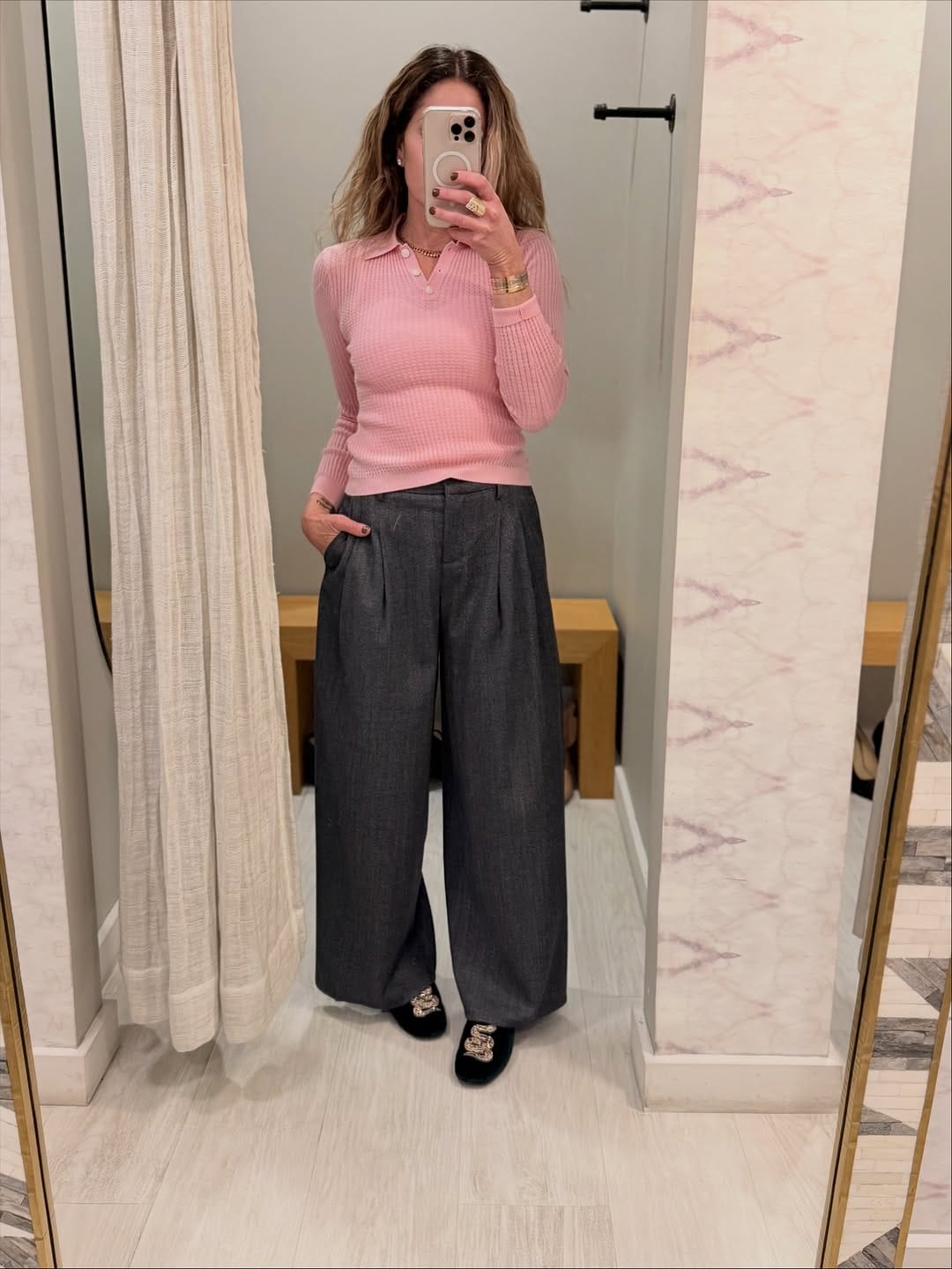 Post 10 by The Wellground | Boutique on Instagram (carousel)