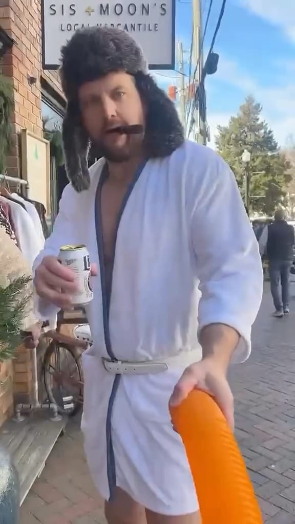 Post 6 by Sis + Moon's on Instagram (video)