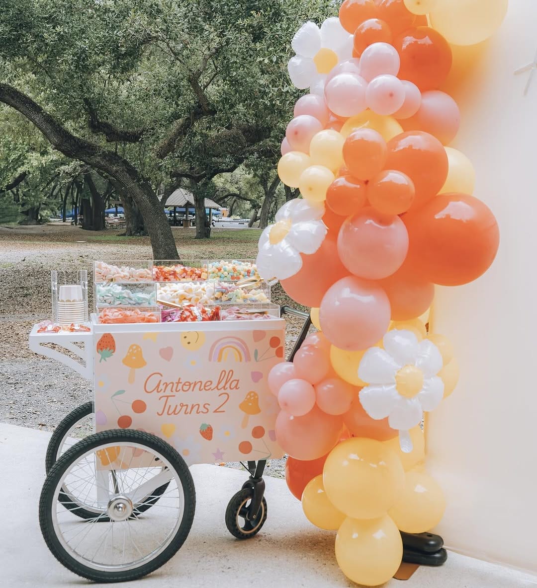 Post 9 by SUGAR KING on Instagram (carousel)