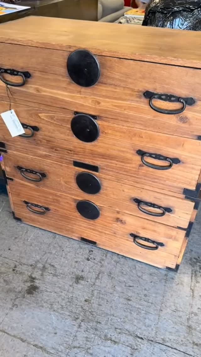 Post 6 by Consignment Center on Instagram (video)