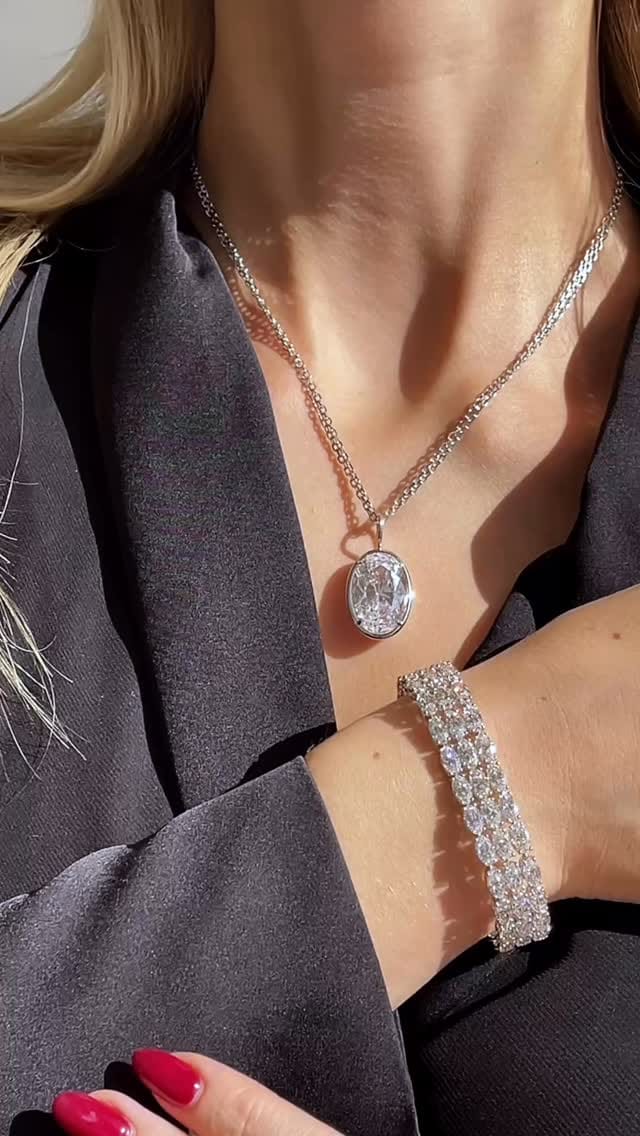 Post 1 by Moyer Fine Jewelers on Instagram (video)
