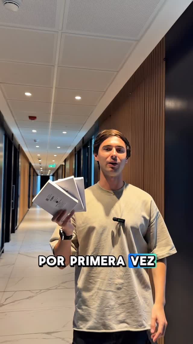 Post 2 by iPhone productos Apple en Mendoza on Instagram (video)